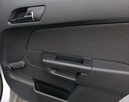 Серый Опель Астра, объемом двигателя 1.6 л и пробегом 207 тыс. км за 5800 $, фото 46 на Automoto.ua