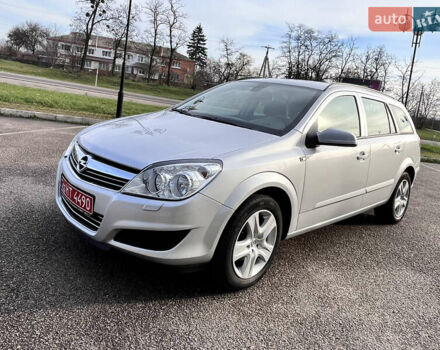 Серый Опель Астра, объемом двигателя 1.6 л и пробегом 230 тыс. км за 5950 $, фото 4 на Automoto.ua