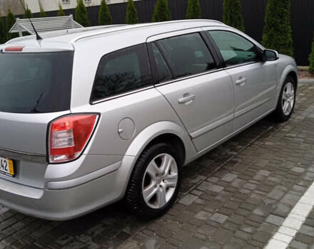 Серый Опель Астра, объемом двигателя 1.6 л и пробегом 175 тыс. км за 5800 $, фото 1 на Automoto.ua