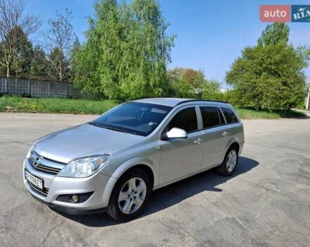 Серый Опель Астра, объемом двигателя 1.6 л и пробегом 270 тыс. км за 5400 $, фото 9 на Automoto.ua