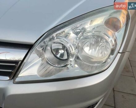 Серый Опель Астра, объемом двигателя 1.6 л и пробегом 240 тыс. км за 5550 $, фото 18 на Automoto.ua