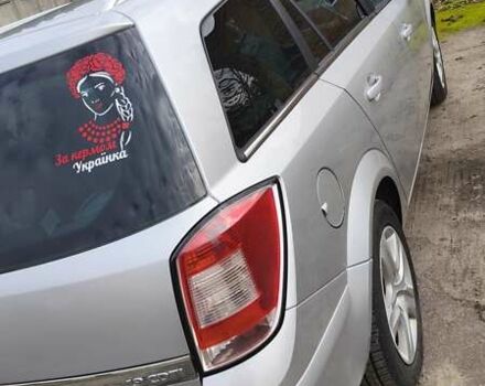 Серый Опель Астра, объемом двигателя 1.91 л и пробегом 270 тыс. км за 6900 $, фото 4 на Automoto.ua