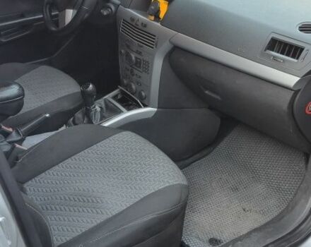 Серый Опель Астра, объемом двигателя 1 л и пробегом 303 тыс. км за 5500 $, фото 11 на Automoto.ua