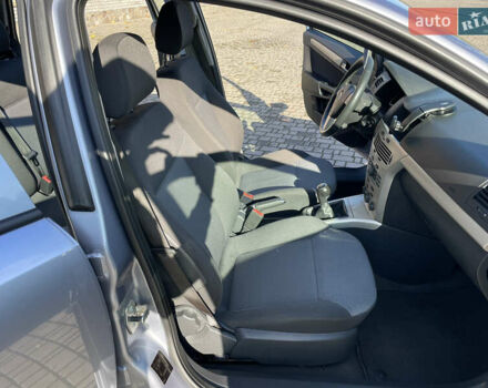 Серый Опель Астра, объемом двигателя 1.6 л и пробегом 228 тыс. км за 5500 $, фото 35 на Automoto.ua