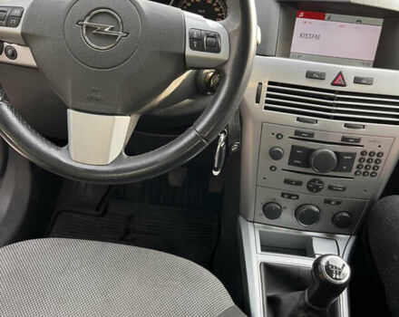 Сірий Опель Астра, об'ємом двигуна 1.6 л та пробігом 243 тис. км за 5500 $, фото 12 на Automoto.ua