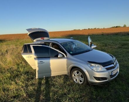 Серый Опель Астра, объемом двигателя 1.6 л и пробегом 243 тыс. км за 4700 $, фото 12 на Automoto.ua