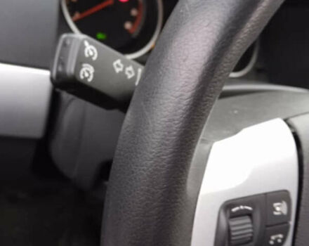 Серый Опель Астра, объемом двигателя 1.6 л и пробегом 175 тыс. км за 5800 $, фото 16 на Automoto.ua