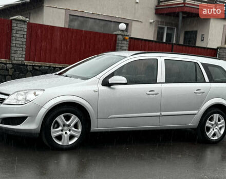 Серый Опель Астра, объемом двигателя 1.4 л и пробегом 199 тыс. км за 5350 $, фото 13 на Automoto.ua