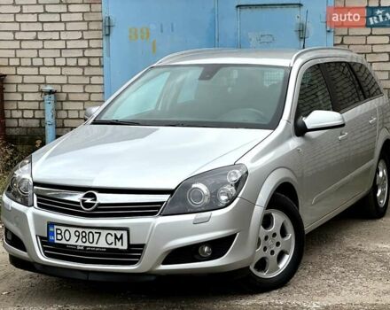 Опель Астра 2009 в Николаеве на Automoto.ua Серый Опель Астра, объемом двигателя 1.7 л и пробегом 304 тыс. км за 5950 $, фото 4 на Automoto.ua