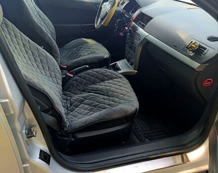 Серый Опель Астра, объемом двигателя 1.6 л и пробегом 208 тыс. км за 6500 $, фото 3 на Automoto.ua