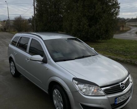 Серый Опель Астра, объемом двигателя 1.7 л и пробегом 281 тыс. км за 4999 $, фото 3 на Automoto.ua