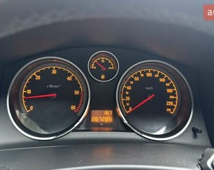 Серый Опель Астра, объемом двигателя 1.7 л и пробегом 267 тыс. км за 5300 $, фото 11 на Automoto.ua