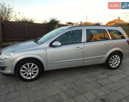 Серый Опель Астра, объемом двигателя 1.6 л и пробегом 240 тыс. км за 5550 $, фото 14 на Automoto.ua