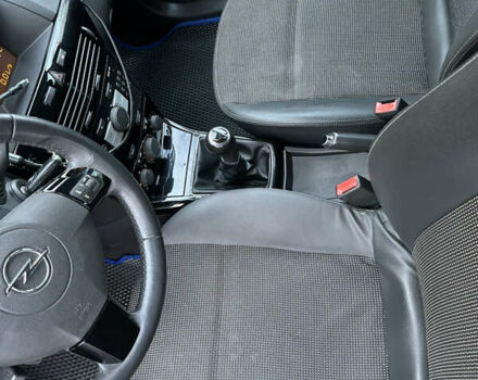 Серый Опель Астра, объемом двигателя 1.69 л и пробегом 300 тыс. км за 5500 $, фото 19 на Automoto.ua