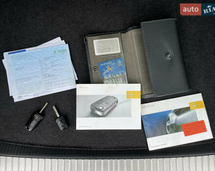 Серый Опель Астра, объемом двигателя 1.6 л и пробегом 228 тыс. км за 5500 $, фото 57 на Automoto.ua