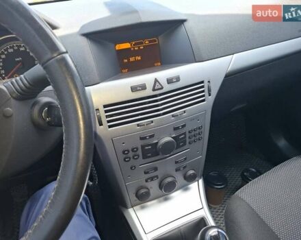 Серый Опель Астра, объемом двигателя 1.6 л и пробегом 191 тыс. км за 5750 $, фото 15 на Automoto.ua