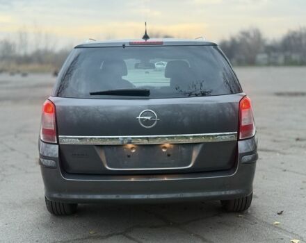 Сірий Опель Астра, об'ємом двигуна 1.7 л та пробігом 271 тис. км за 3300 $, фото 4 на Automoto.ua