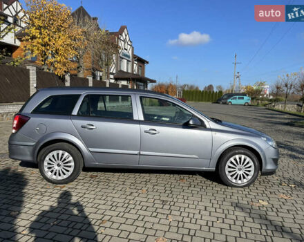 Серый Опель Астра, объемом двигателя 1.6 л и пробегом 228 тыс. км за 5500 $, фото 6 на Automoto.ua