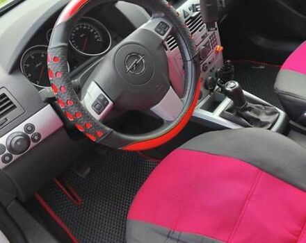 Серый Опель Астра, объемом двигателя 1.91 л и пробегом 270 тыс. км за 6900 $, фото 7 на Automoto.ua