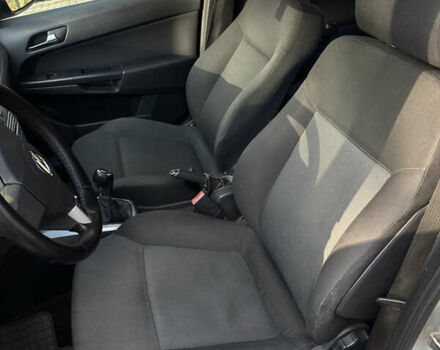 Серый Опель Астра, объемом двигателя 1.6 л и пробегом 260 тыс. км за 4750 $, фото 20 на Automoto.ua