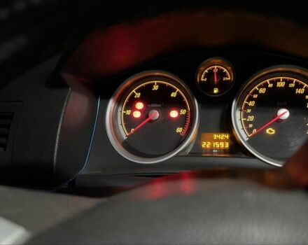 Сірий Опель Астра, об'ємом двигуна 1.7 л та пробігом 221 тис. км за 6200 $, фото 4 на Automoto.ua