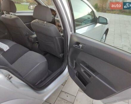 Серый Опель Астра, объемом двигателя 1.6 л и пробегом 240 тыс. км за 5550 $, фото 41 на Automoto.ua