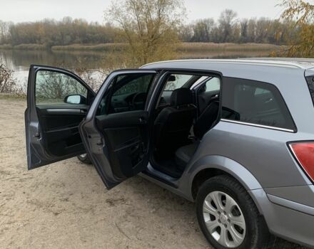 Серый Опель Астра, объемом двигателя 1.9 л и пробегом 297 тыс. км за 5800 $, фото 11 на Automoto.ua