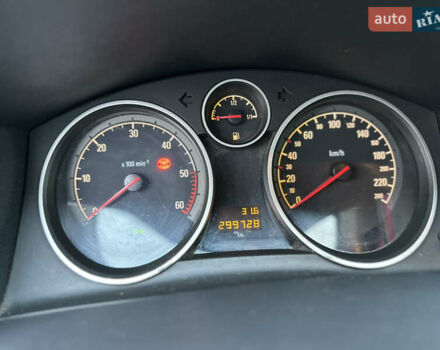 Серый Опель Астра, объемом двигателя 1.69 л и пробегом 300 тыс. км за 5500 $, фото 14 на Automoto.ua