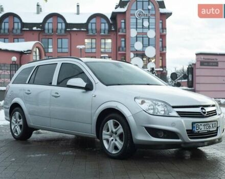 Сірий Опель Астра, об'ємом двигуна 1.7 л та пробігом 220 тис. км за 5600 $, фото 2 на Automoto.ua