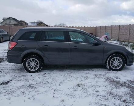 Серый Опель Астра, объемом двигателя 1.7 л и пробегом 279 тыс. км за 5250 $, фото 1 на Automoto.ua