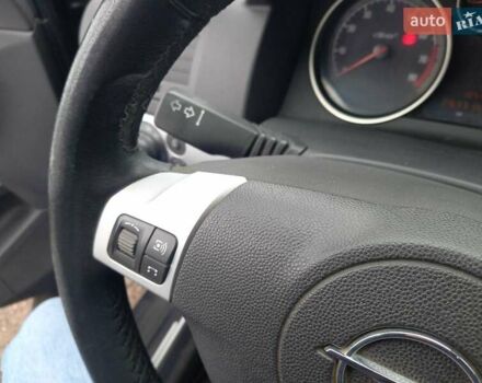 Серый Опель Астра, объемом двигателя 1.6 л и пробегом 263 тыс. км за 6600 $, фото 20 на Automoto.ua