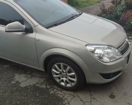 Серый Опель Астра, объемом двигателя 1.6 л и пробегом 199 тыс. км за 5650 $, фото 7 на Automoto.ua