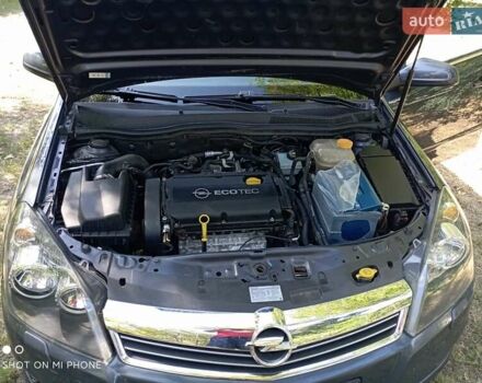 Серый Опель Астра, объемом двигателя 1.6 л и пробегом 221 тыс. км за 5300 $, фото 12 на Automoto.ua