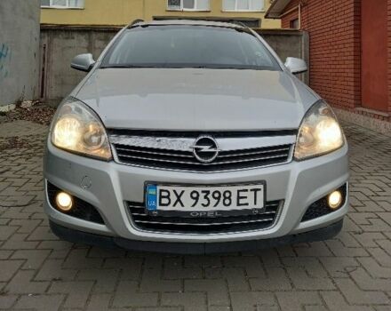 Серый Опель Астра, объемом двигателя 1.6 л и пробегом 280 тыс. км за 5300 $, фото 1 на Automoto.ua