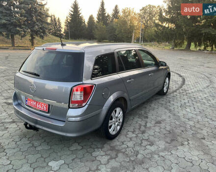Серый Опель Астра, объемом двигателя 1.6 л и пробегом 183 тыс. км за 6500 $, фото 3 на Automoto.ua