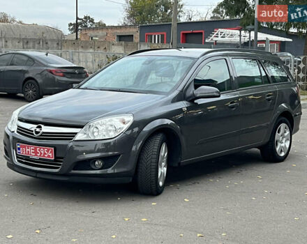 Серый Опель Астра, объемом двигателя 0 л и пробегом 230 тыс. км за 5700 $, фото 1 на Automoto.ua