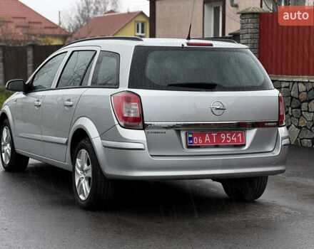 Серый Опель Астра, объемом двигателя 1.4 л и пробегом 199 тыс. км за 5350 $, фото 11 на Automoto.ua