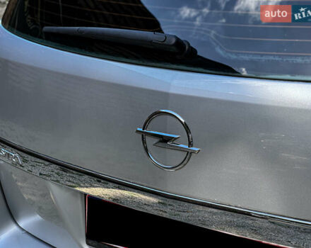 Серый Опель Астра, объемом двигателя 1.6 л и пробегом 210 тыс. км за 5500 $, фото 50 на Automoto.ua
