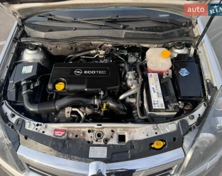 Серый Опель Астра, объемом двигателя 1.69 л и пробегом 230 тыс. км за 6300 $, фото 5 на Automoto.ua