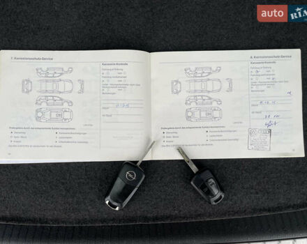 Серый Опель Астра, объемом двигателя 1.6 л и пробегом 228 тыс. км за 5500 $, фото 59 на Automoto.ua