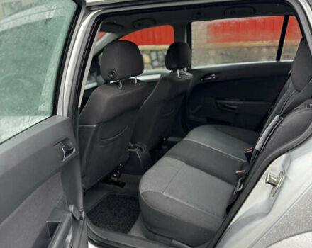 Серый Опель Астра, объемом двигателя 1.4 л и пробегом 199 тыс. км за 5350 $, фото 31 на Automoto.ua