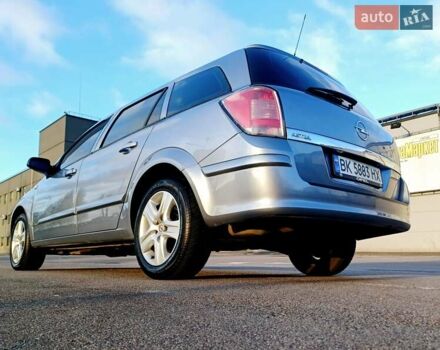 Серый Опель Астра, объемом двигателя 1.6 л и пробегом 200 тыс. км за 6150 $, фото 4 на Automoto.ua