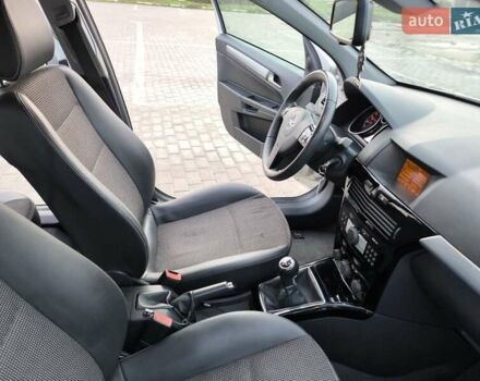 Серый Опель Астра, объемом двигателя 1.6 л и пробегом 229 тыс. км за 6000 $, фото 21 на Automoto.ua