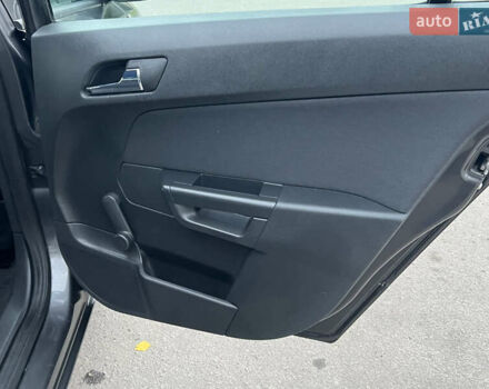 Серый Опель Астра, объемом двигателя 0 л и пробегом 230 тыс. км за 5700 $, фото 39 на Automoto.ua