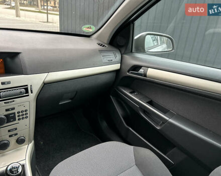 Сірий Опель Астра, об'ємом двигуна 1.6 л та пробігом 152 тис. км за 5999 $, фото 17 на Automoto.ua