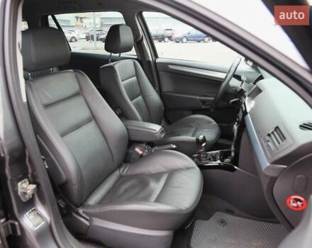 Серый Опель Астра, объемом двигателя 1.91 л и пробегом 278 тыс. км за 6500 $, фото 8 на Automoto.ua