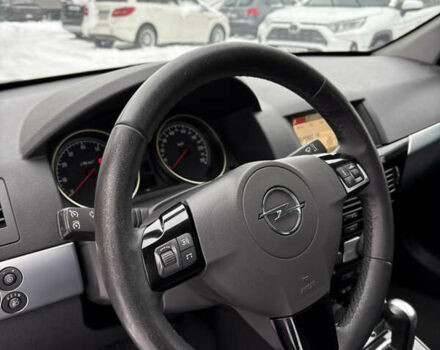 Серый Опель Астра, объемом двигателя 1.8 л и пробегом 246 тыс. км за 7200 $, фото 24 на Automoto.ua