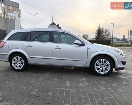 Серый Опель Астра, объемом двигателя 1.6 л и пробегом 229 тыс. км за 6000 $, фото 9 на Automoto.ua