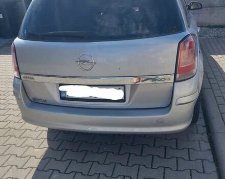 Серый Опель Астра, объемом двигателя 1.7 л и пробегом 312 тыс. км за 5700 $, фото 1 на Automoto.ua
