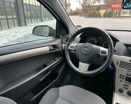 Сірий Опель Астра, об'ємом двигуна 1.6 л та пробігом 152 тис. км за 5999 $, фото 106 на Automoto.ua